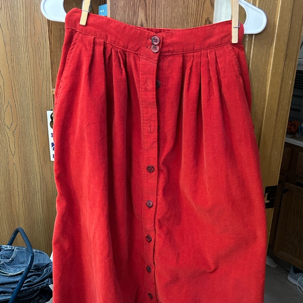 Women’s vintage skirt. Pretty red color. Never Worn